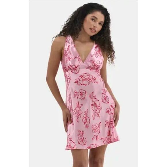 2/$30 NO BOUNDARIES Mini Dress Size XS Pink Mini Y2K Gen Z Floral - Picture 8 of 8